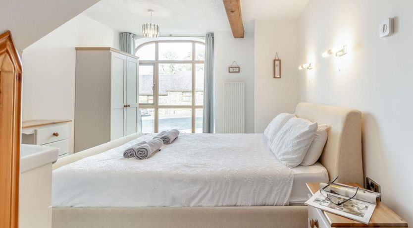 Photo of 3 Bed in Capel Seion