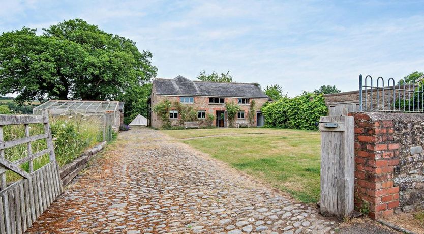 Photo of 3 Bed in Hay on Wye