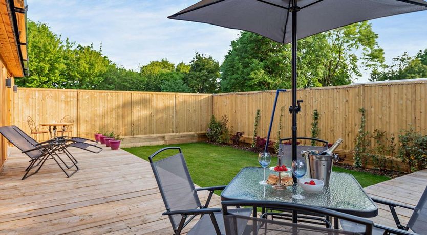 Photo of 1 Bed in Pennington