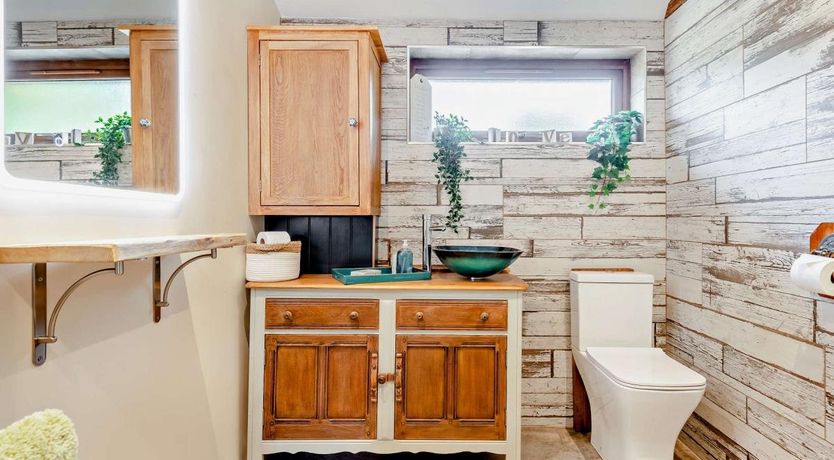 Photo of 1 Bed in Pennington