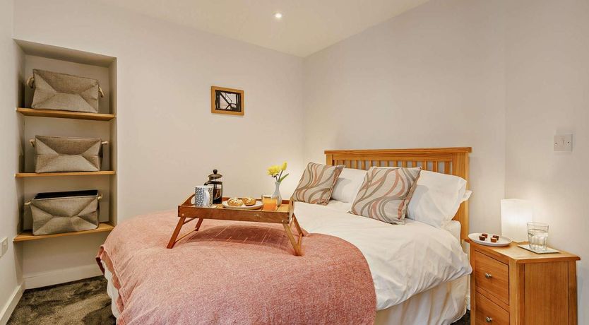 Photo of 2 Bed in Aberdovey