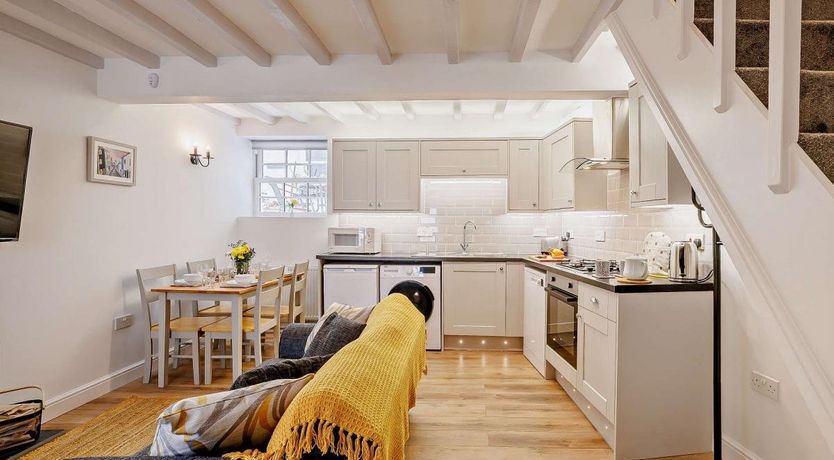 Photo of 2 Bed in Aberdovey