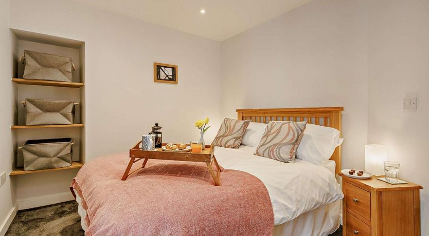 Photo of 2 Bed in Aberdovey