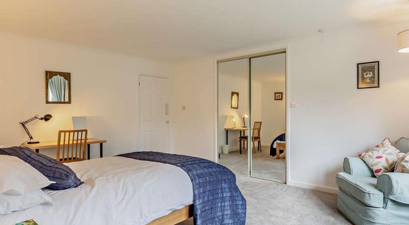 Photo of 2 Bed in South Petherton