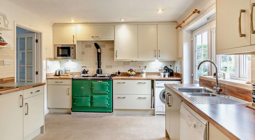 Photo of 2 Bed in South Petherton