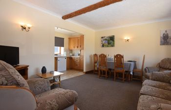 in Horningtoft (92390) Holiday Cottage