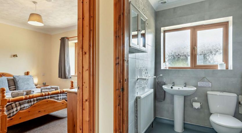 Photo of 2 Bed in Horningtoft