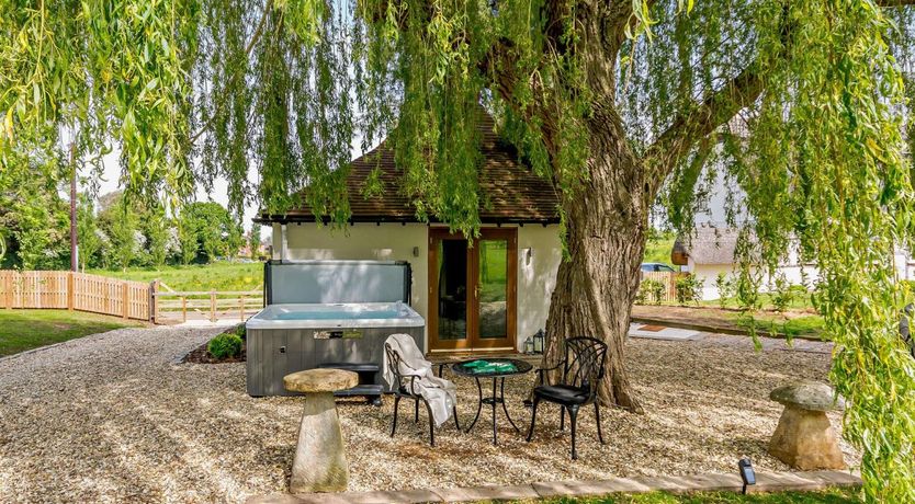 Photo of 1 Bed in Pershore