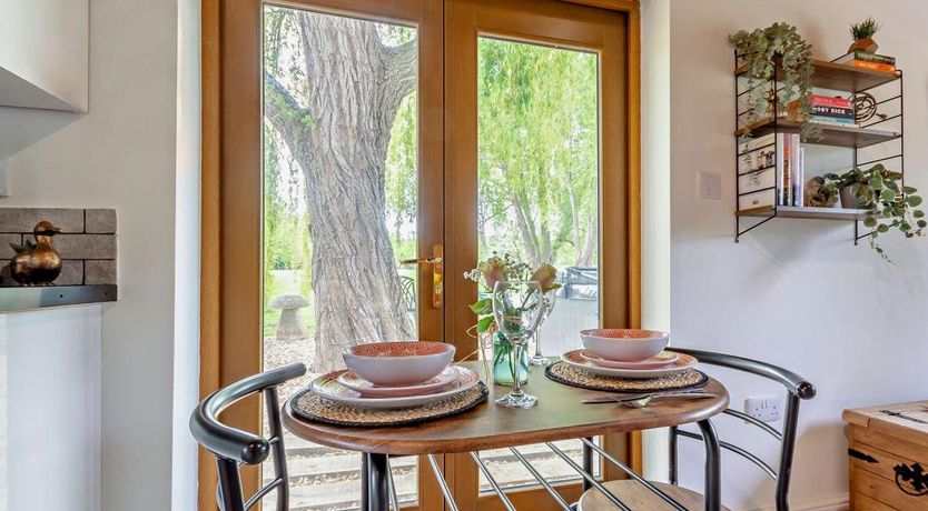 Photo of 1 Bed in Bricklehampton