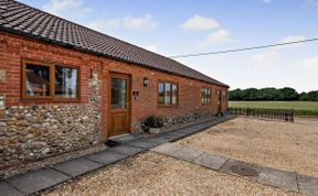 Photo of 2 Bed in Horningtoft