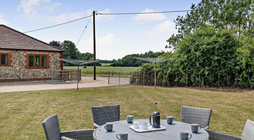 Photo of 2 Bed in Horningtoft