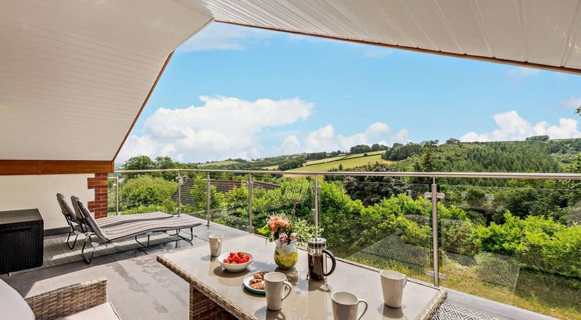 Photo of in High Bickington (92102)