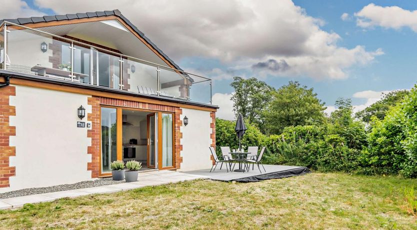 Photo of 2 Bed in High Bickington