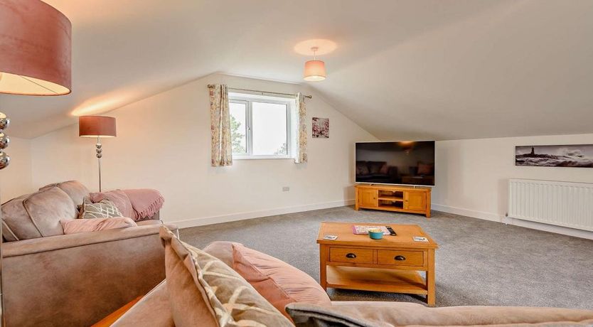Photo of 2 Bed in High Bickington