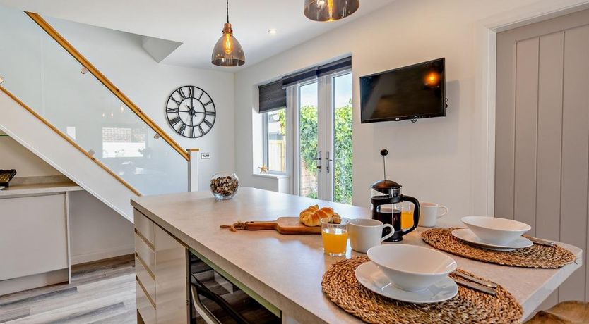 Photo of 2 Bed in Knott End-on-Sea