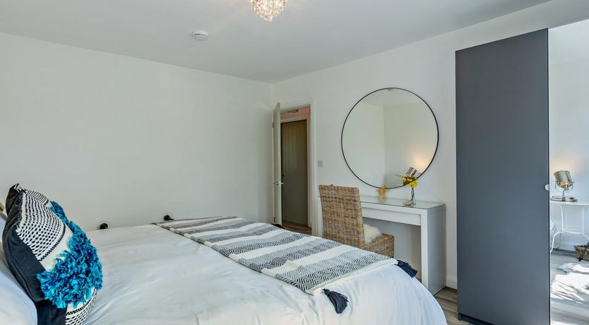 Photo of 2 Bed in Knott End-on-Sea