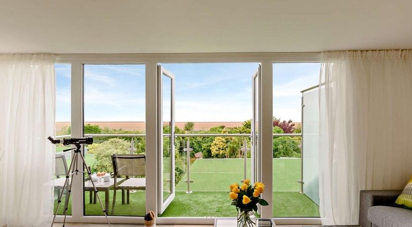 Photo of in Knott End-on-Sea (92095)
