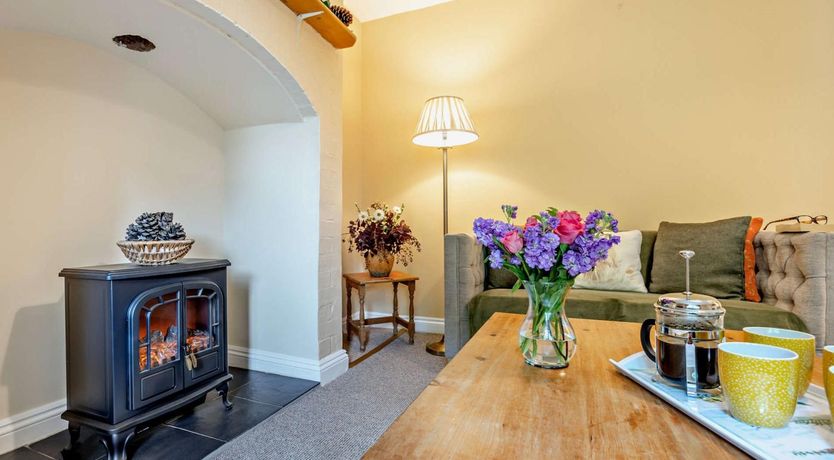 Photo of 2 Bed in Alford