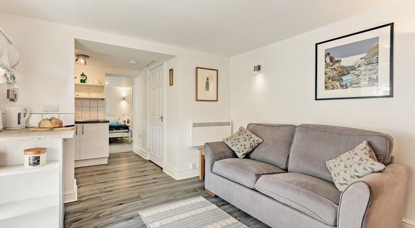 Photo of 1 Bed in Llangollen