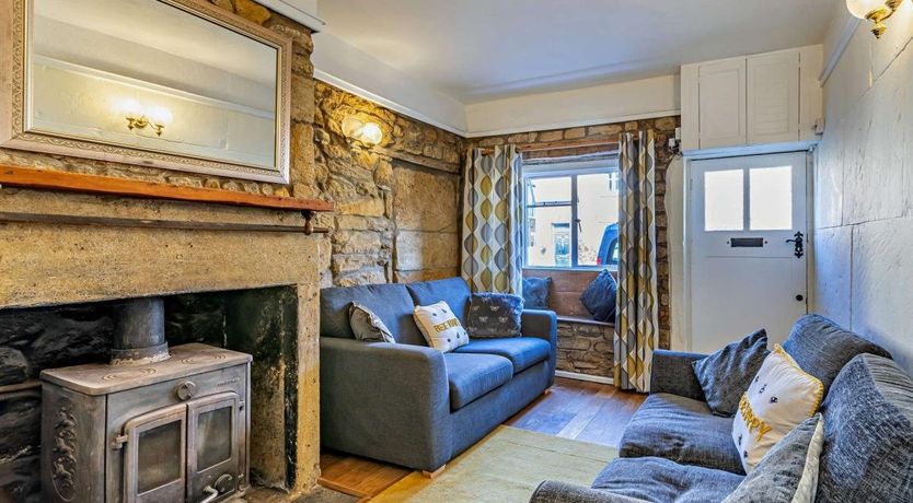 Photo of 3 Bed in Montacute