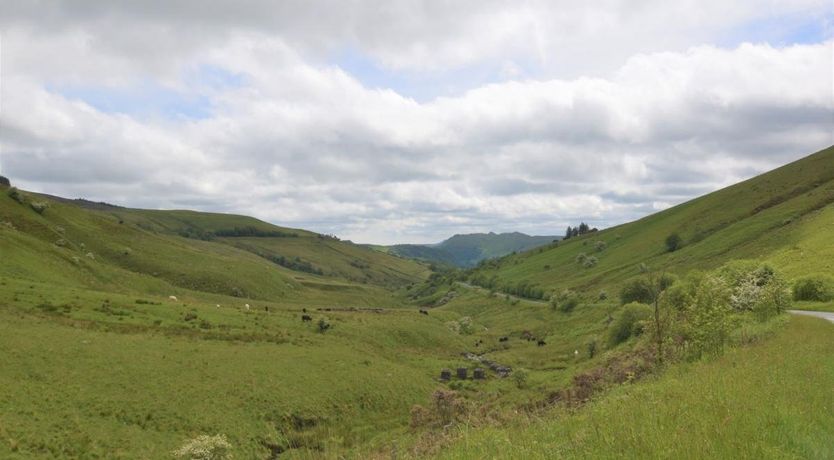 Photo of 2 Bed in Penycae