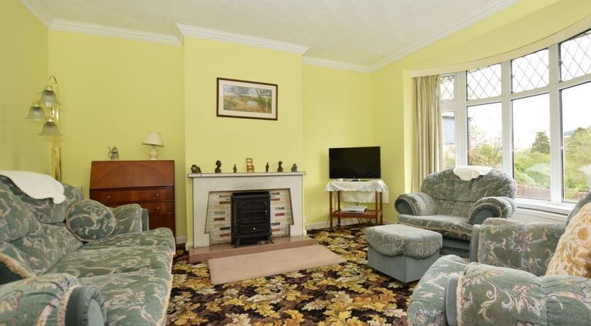 Photo of 2 Bed in Penycae