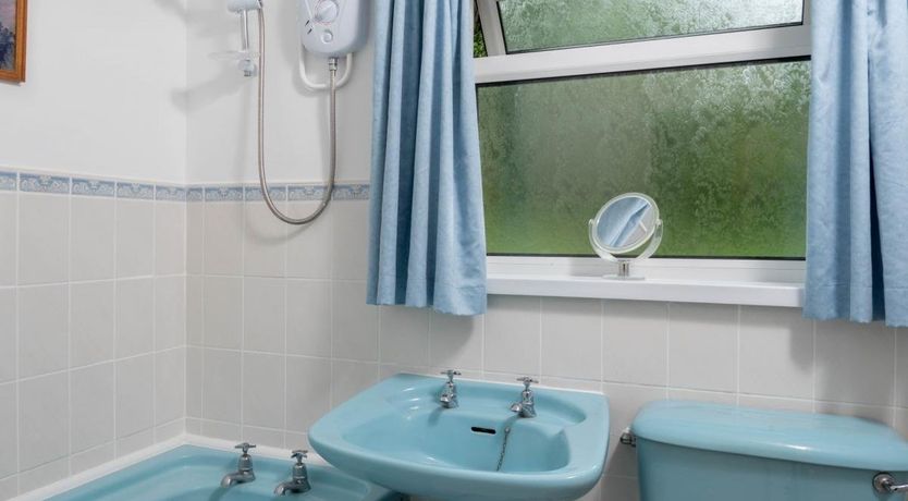 Photo of 2 Bed in Penycae