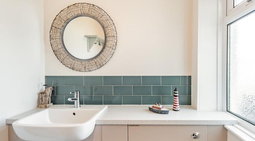 Photo of 5 Bed in Mortehoe