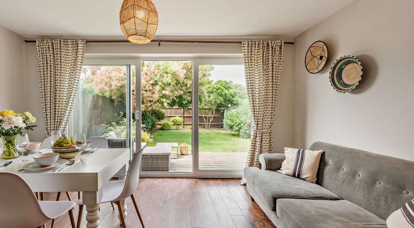 Photo of 4 Bed in Hayling Island