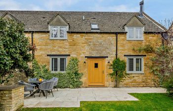 2 Bed in Cheltenham Holiday Cottage