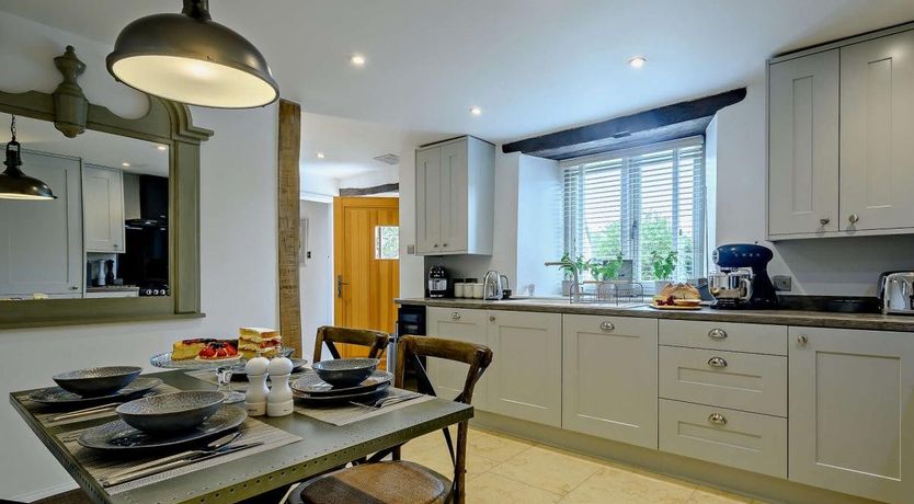 Photo of 2 Bed in Temple Guiting