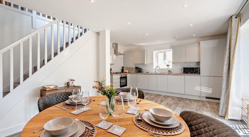 Photo of 2 Bed in High Bickington