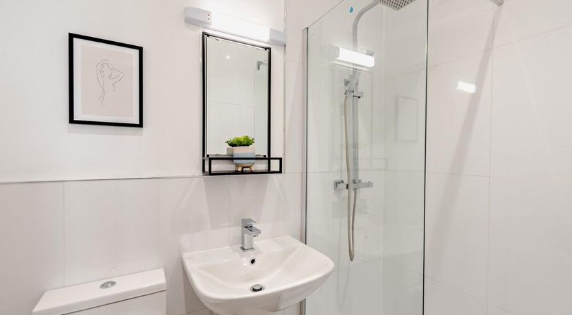 Photo of 2 Bed in High Bickington