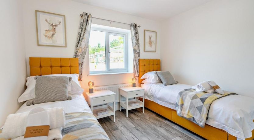 Photo of 2 Bed in High Bickington