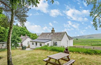 Cottage in Perth and Kinross Holiday Cottage