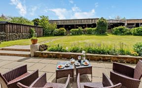Photo of in Holsworthy  (92160)
