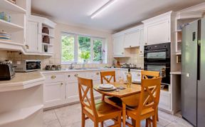 Photo of in Lymington  (92403)