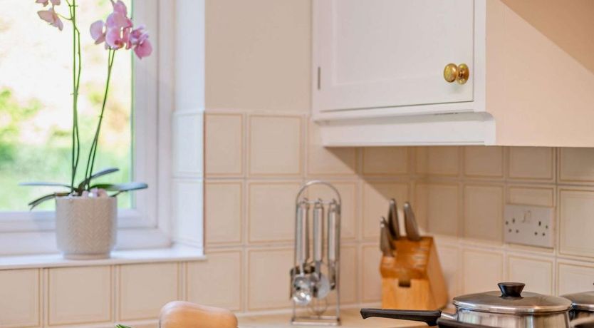 Photo of 1 Bed in Pilley