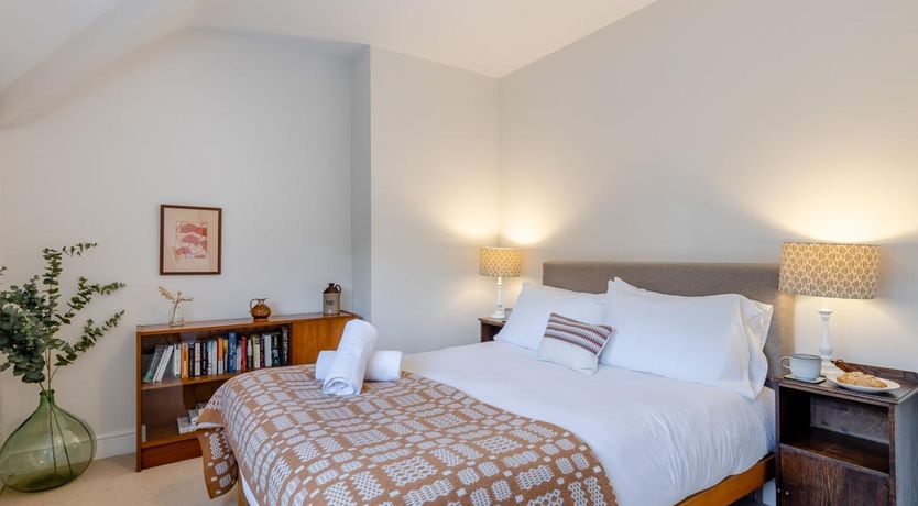 Photo of 3 Bed in Aberdovey