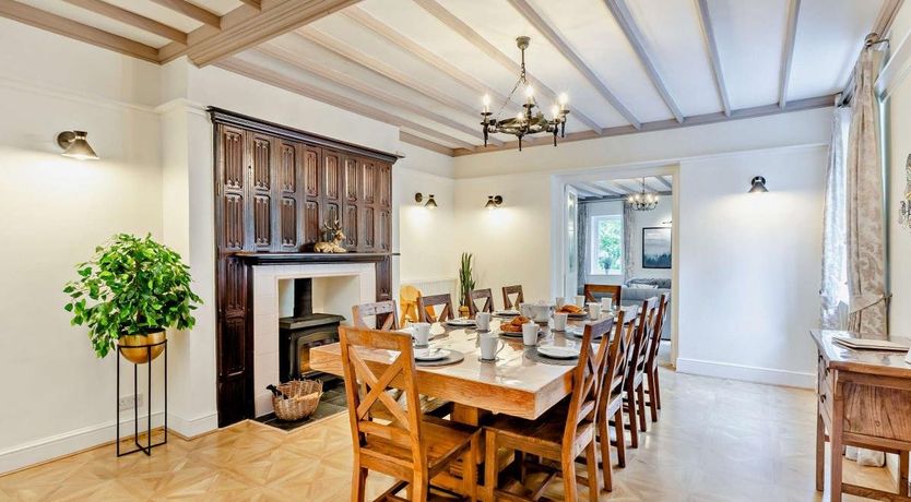 Photo of 5 Bed in Parracombe