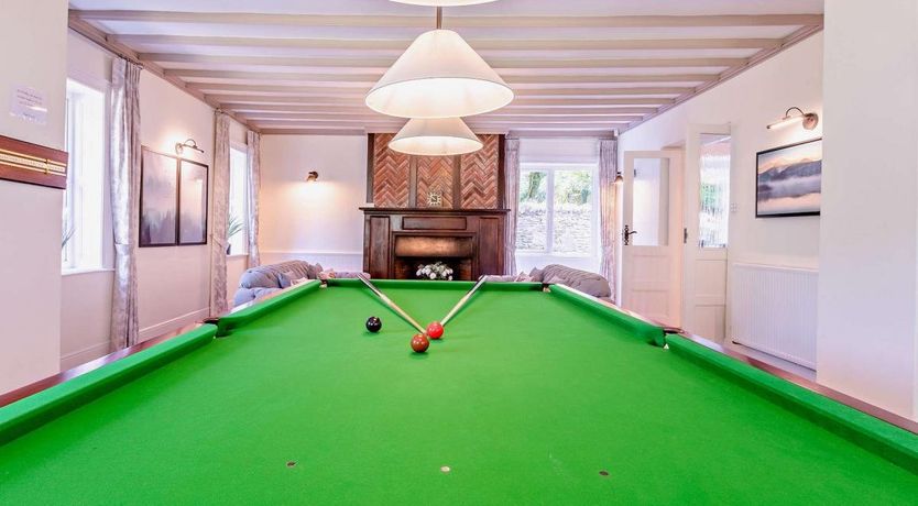 Photo of 5 Bed in Parracombe