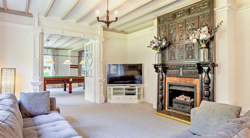 Photo of 5 Bed in Parracombe