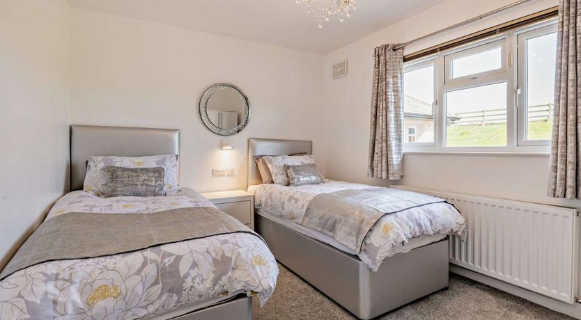 Photo of 2 Bed in Leathley