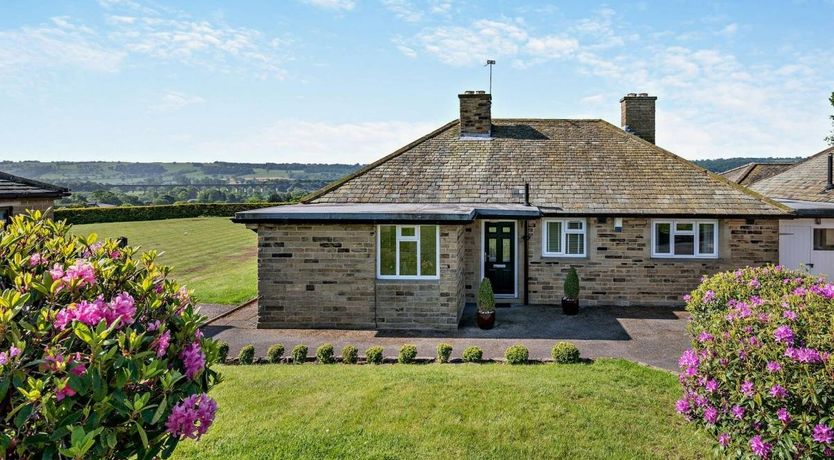 Photo of 2 Bed in Leathley