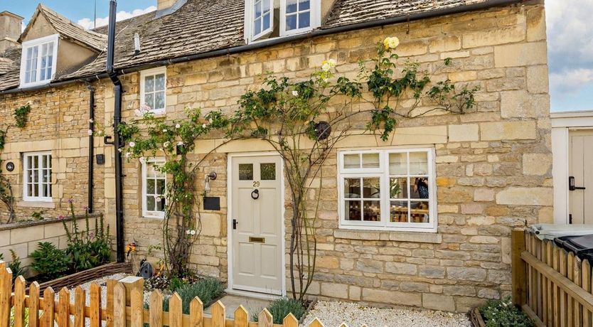 Photo of in Ketton (92406)