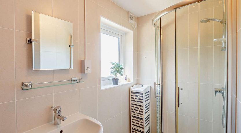 Photo of 1 Bed in Penmaenmawr