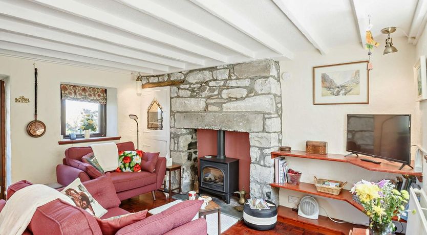 Photo of 1 Bed in Penmaenmawr