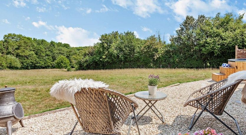 Photo of 1 Bed in Woolaston