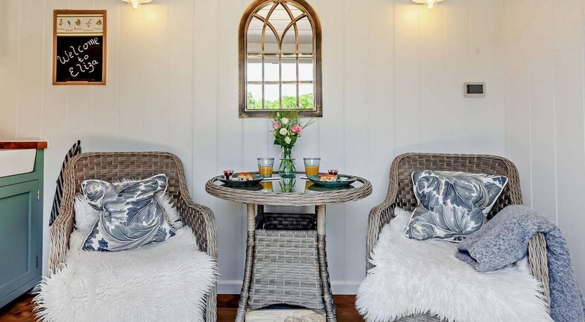 Photo of 1 Bed in Woolaston