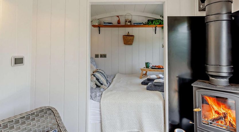 Photo of 1 Bed in Woolaston